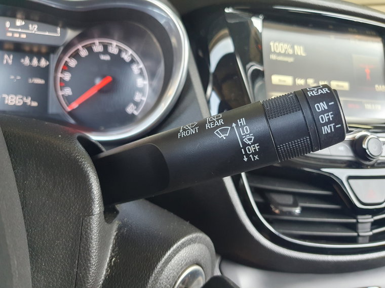 Vehicle Image 33