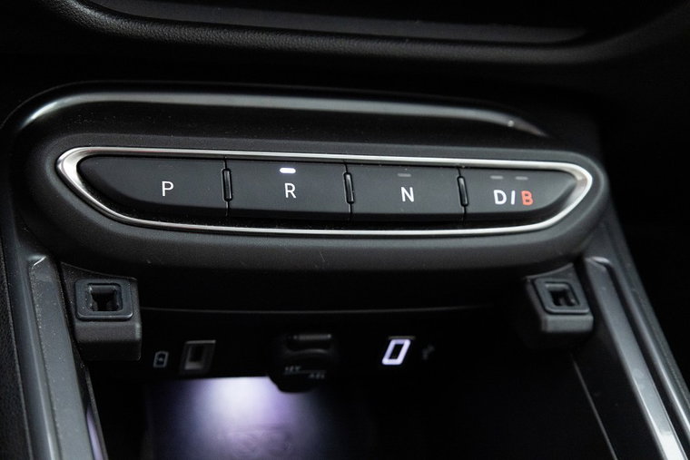Vehicle Image 17