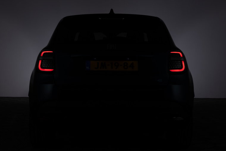 Vehicle Image 30