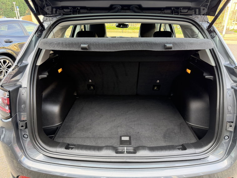 Vehicle Image 31