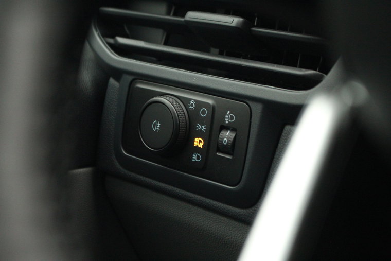 Vehicle Image 24