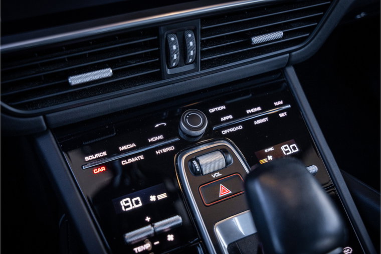Vehicle Image 20