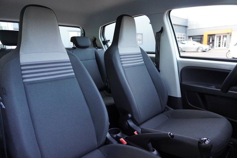Vehicle Image 15