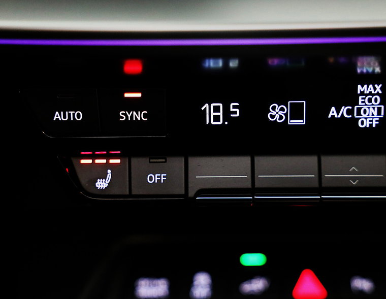 Vehicle Image 37