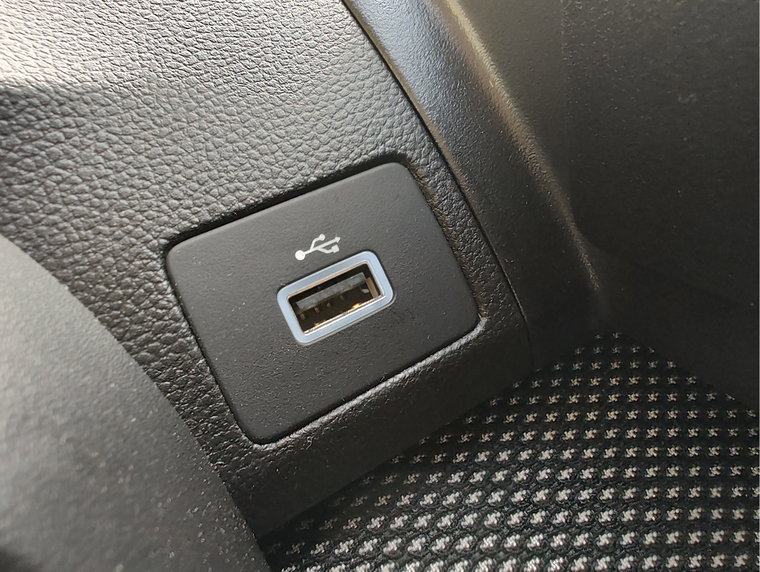 Vehicle Image 30