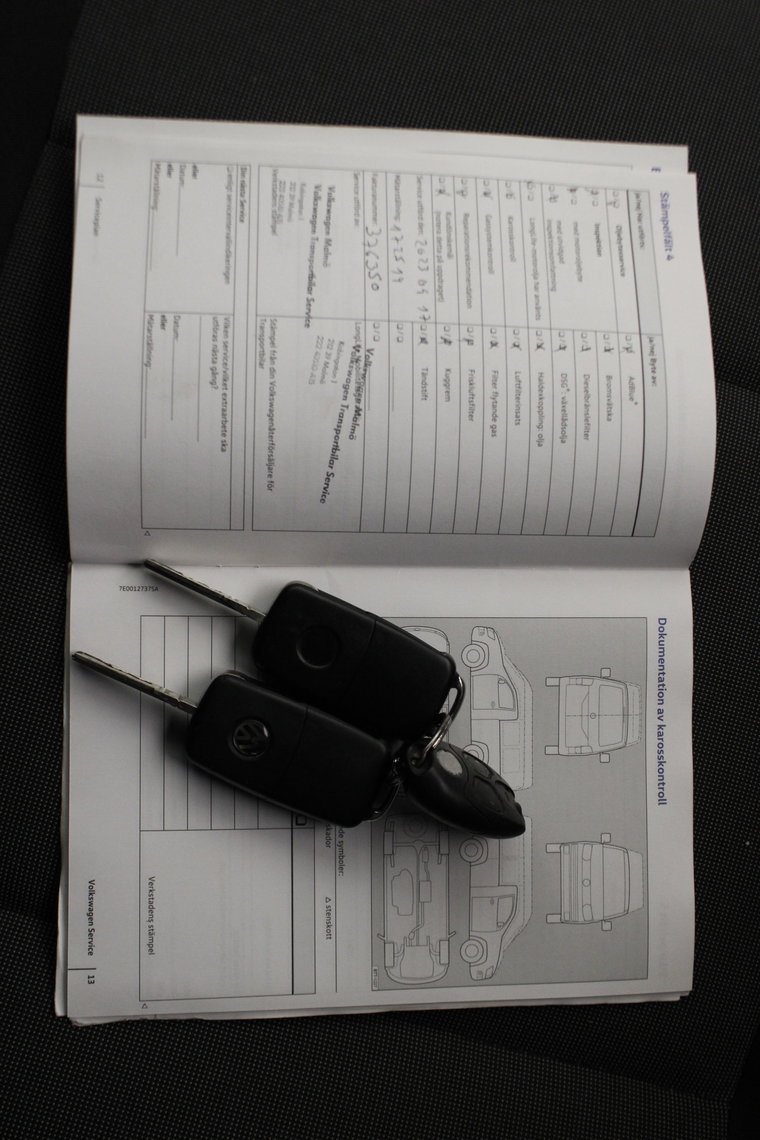 Vehicle Image 19