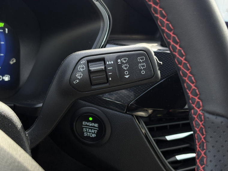 Vehicle Image 35