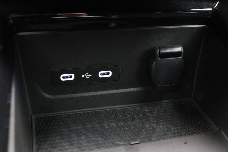Vehicle Image 34