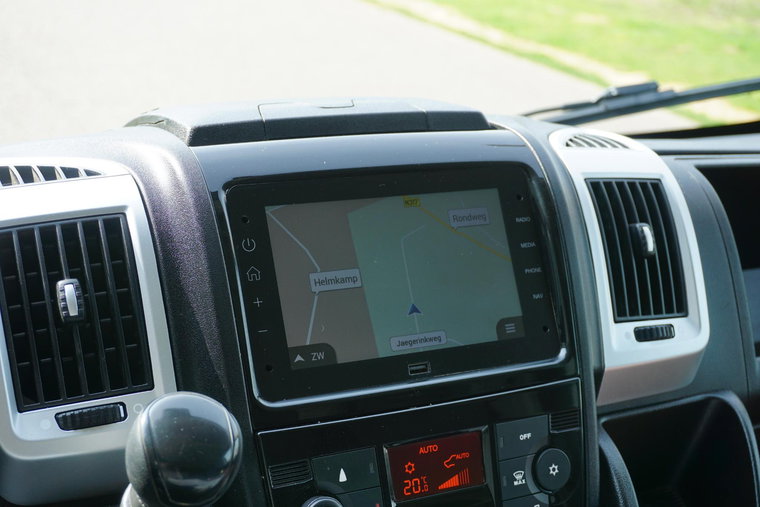 Vehicle Image 28
