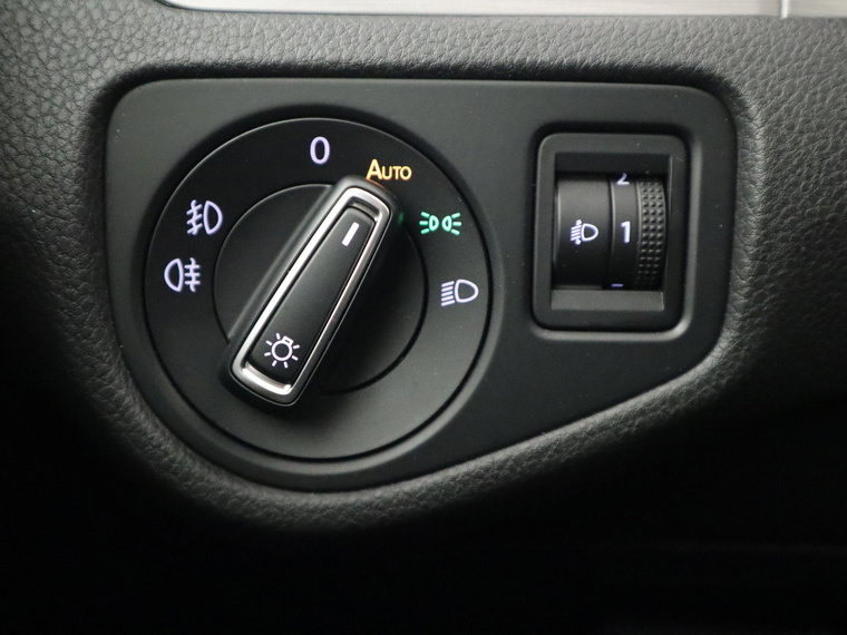 Vehicle Image 45