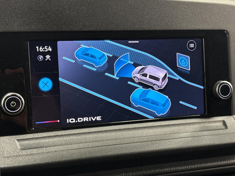 Vehicle Image 30