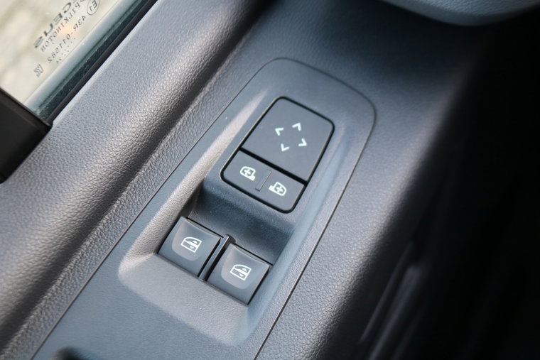 Vehicle Image 26