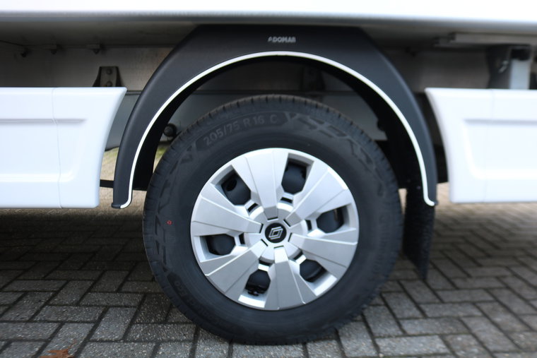 Vehicle Image 36