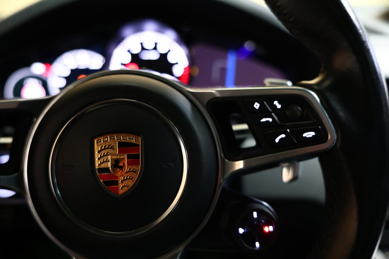 Vehicle Image 21