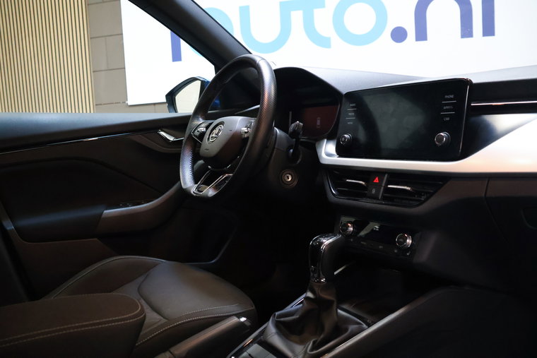 Vehicle Image 30