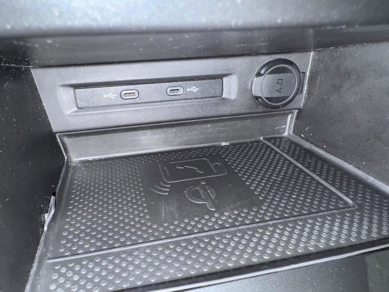 Vehicle Image 31