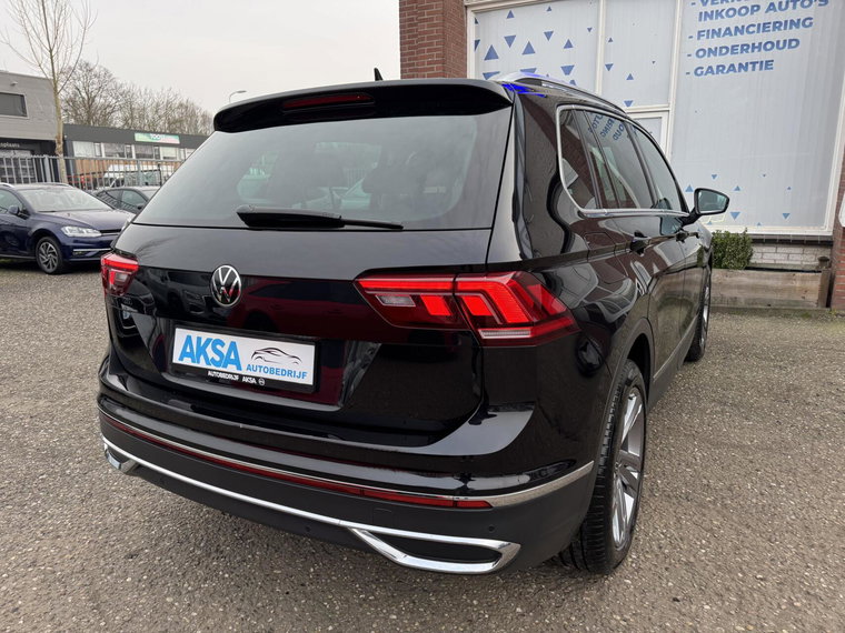 Vehicle Image 40