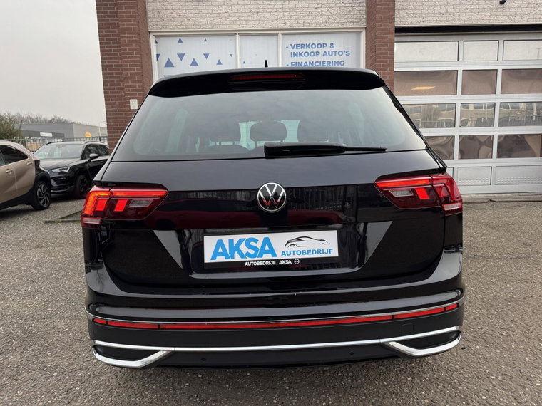 Vehicle Image 41