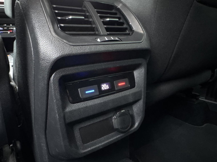 Vehicle Image 48