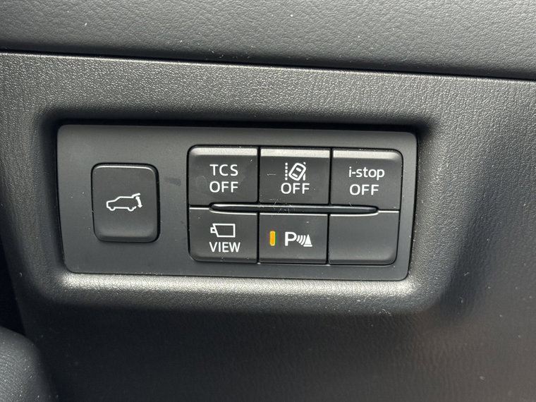 Vehicle Image 23