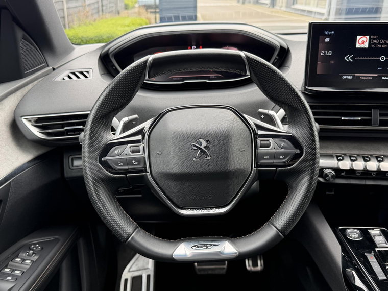 Vehicle Image 24