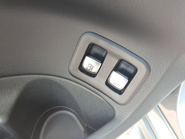 Vehicle Image 41