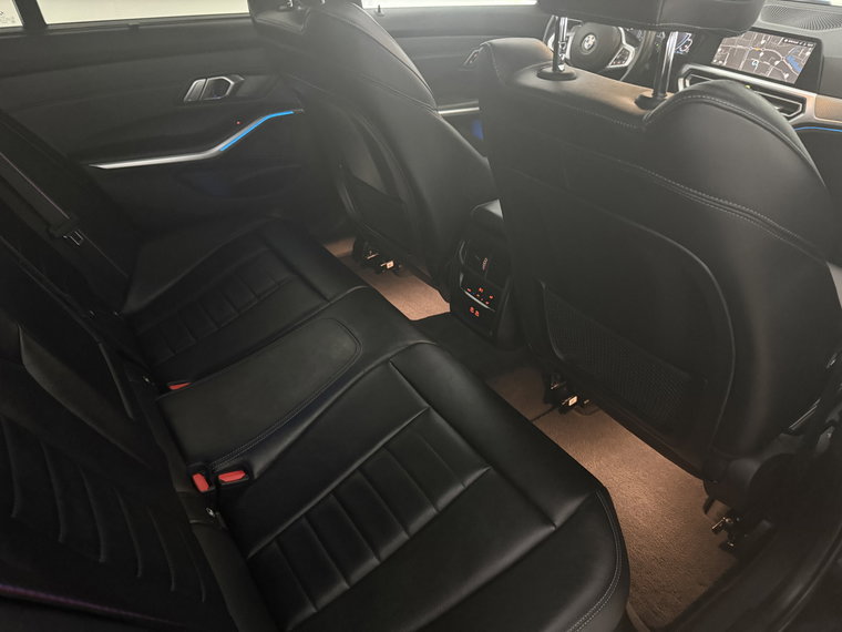 Vehicle Image 45