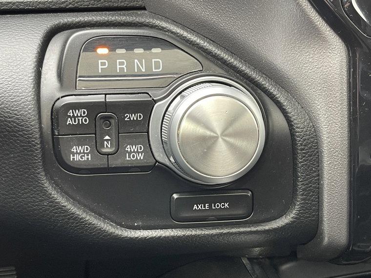 Vehicle Image 26