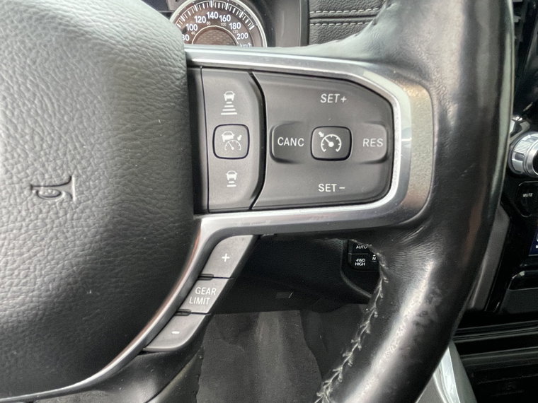 Vehicle Image 29