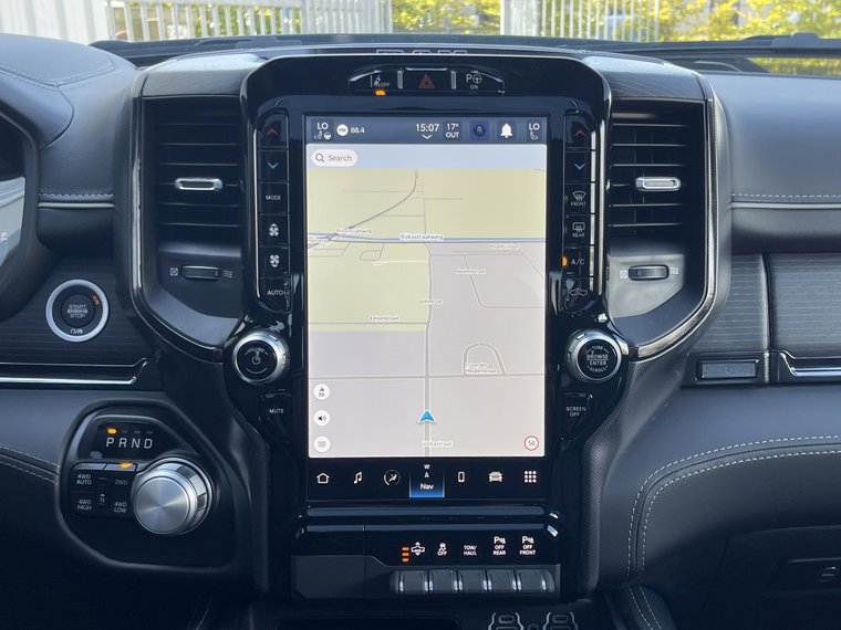 Vehicle Image 40