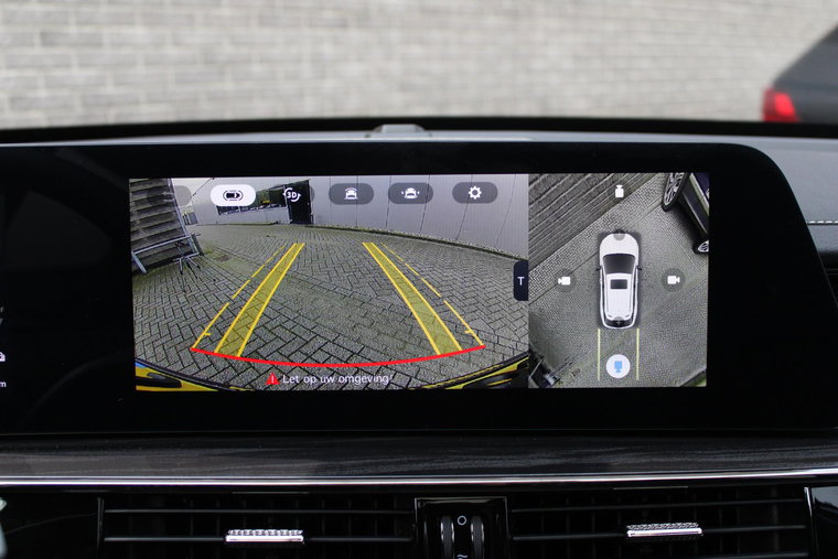 Vehicle Image 26