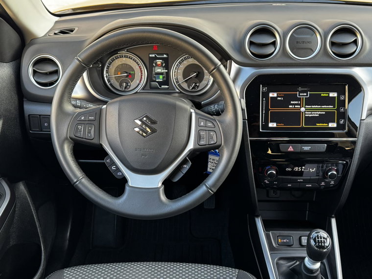 Vehicle Image 18