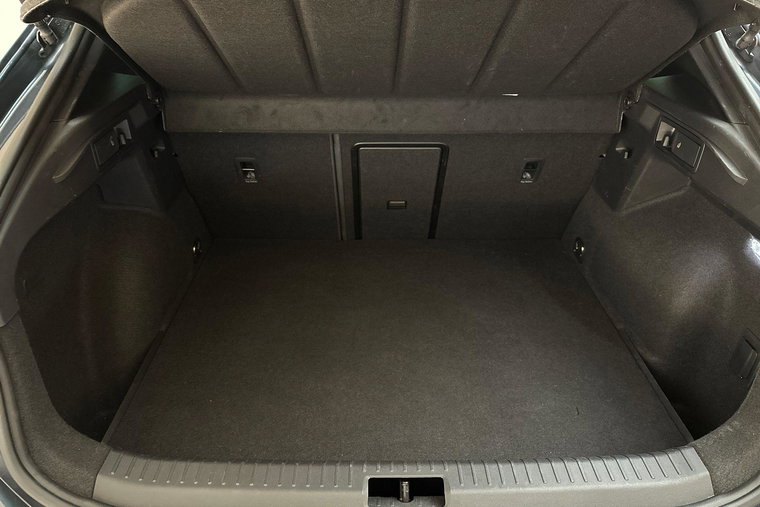 Vehicle Image 39