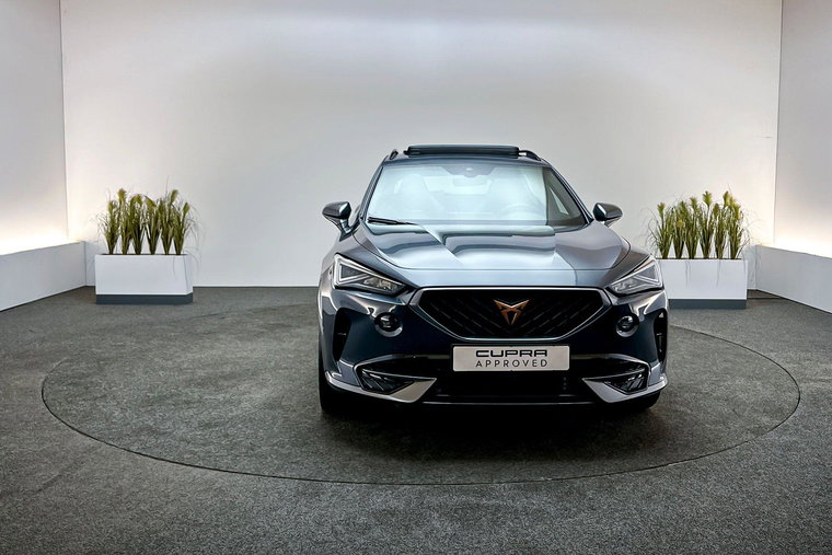 Vehicle Image 9