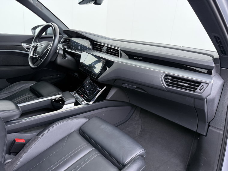Vehicle Image 39