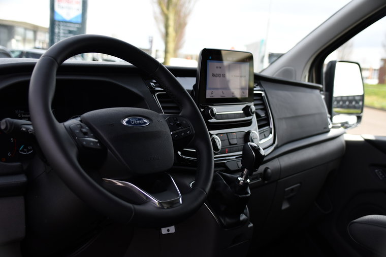 Vehicle Image 15
