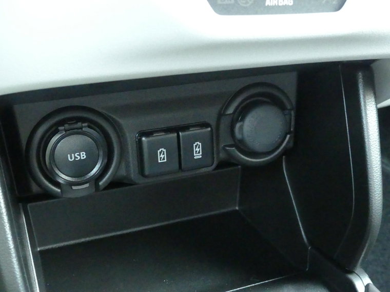 Vehicle Image 23