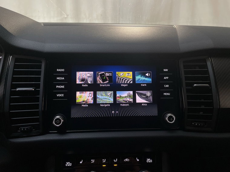 Vehicle Image 25