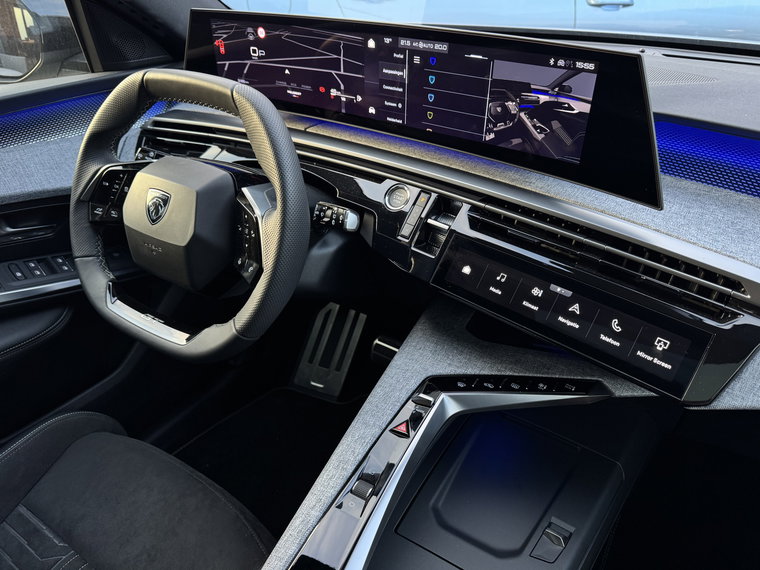Vehicle Image 52