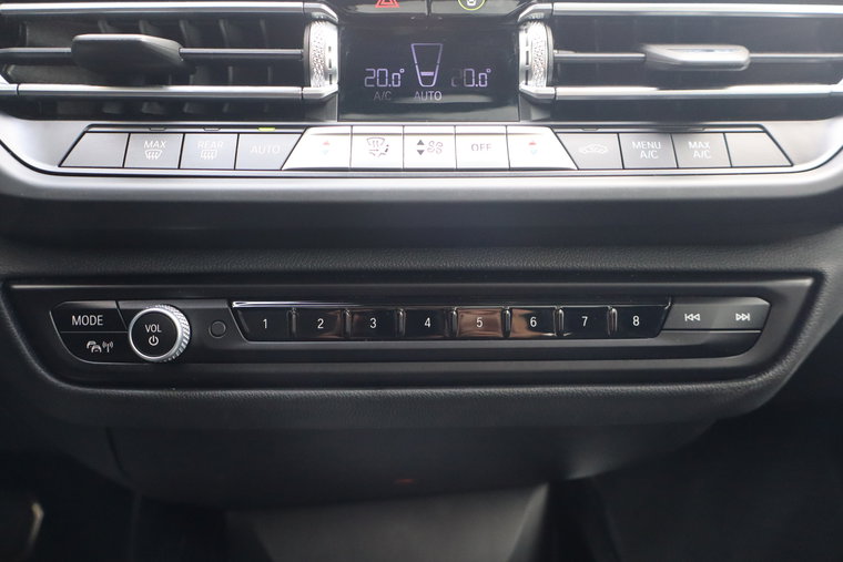 Vehicle Image 26