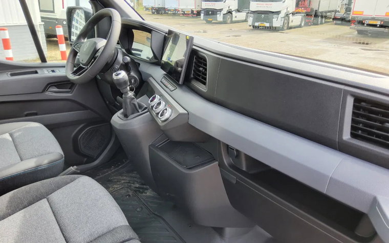 Vehicle Image 20