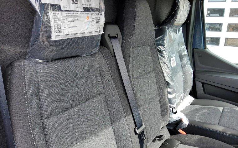 Vehicle Image 22