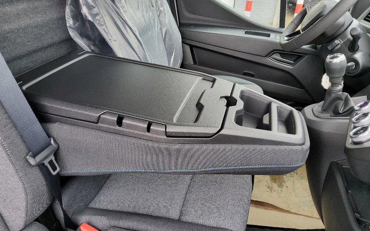 Vehicle Image 26