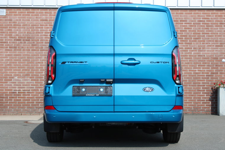 Vehicle Image 36