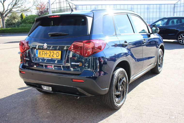 Vehicle Image 16