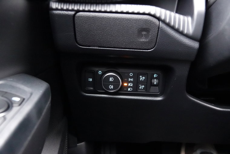 Vehicle Image 33