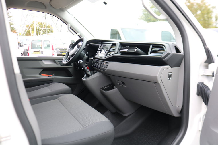 Vehicle Image 33