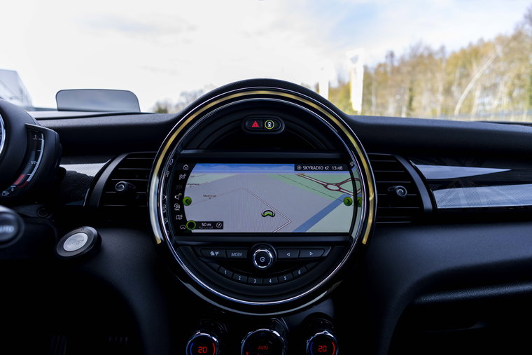Vehicle Image 35