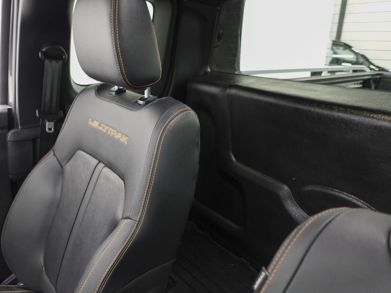 Vehicle Image 37