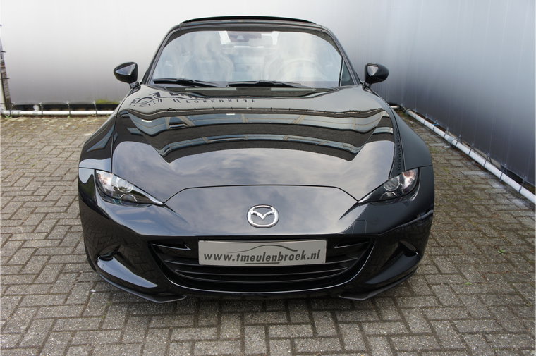 Vehicle Image 25